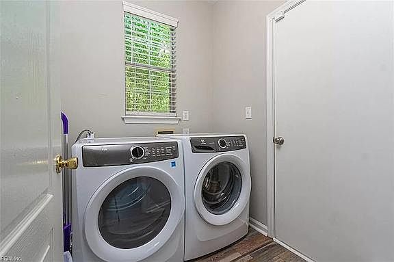 4th image of 2200 Caddwind Ct