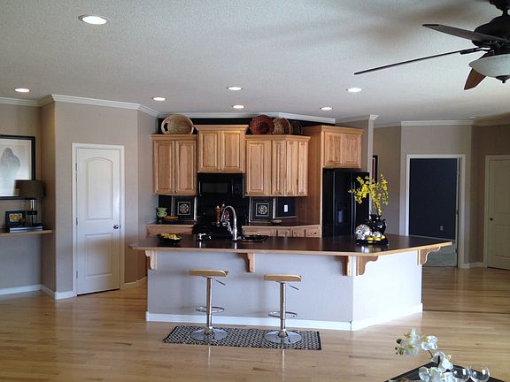 Custom Hickory Kitchen