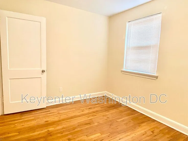 4615 Central Ave NE #B — Photo 21