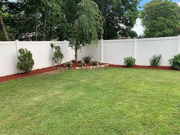 2nd image of 3003 Newport Ave