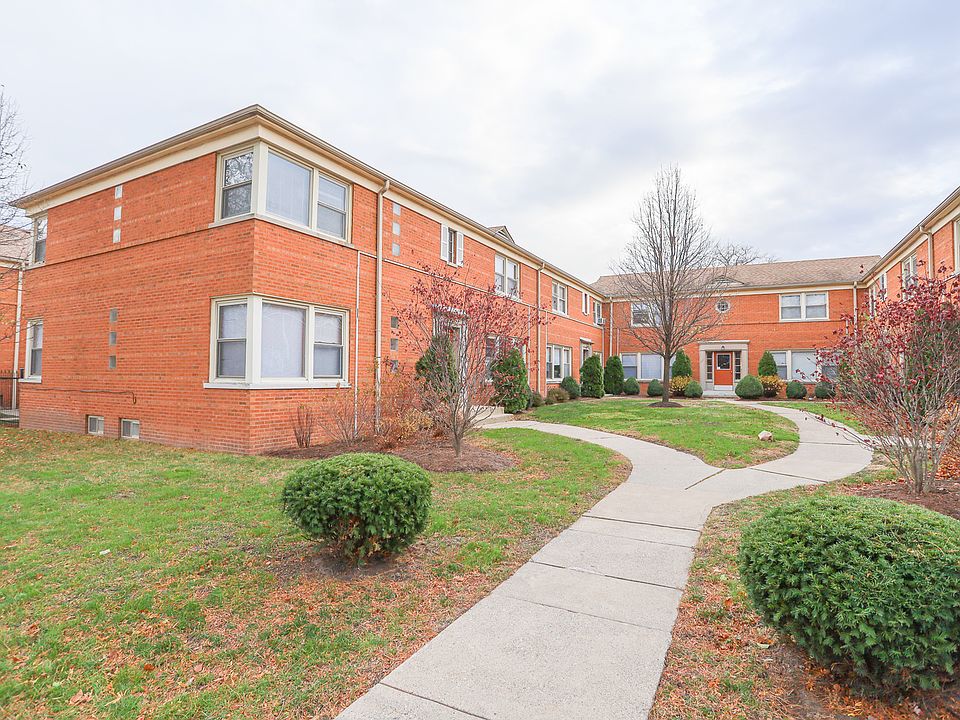 1st image of 2117 W Farragut Ave #2N