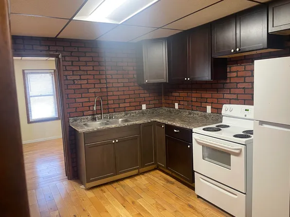 7 S 7th St APT 1, Fulton, NY 13069