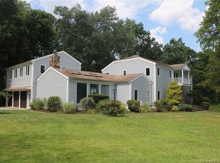 106 Comstock Hill Ave #B, Norwalk, CT 06850