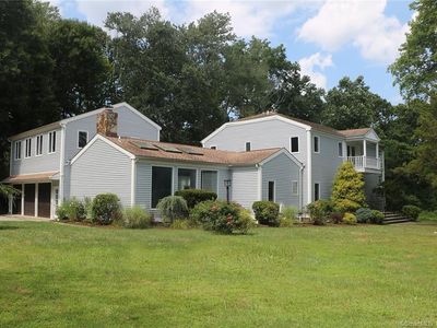 106 Comstock Hill Avenue #B, Norwalk, CT, 06850