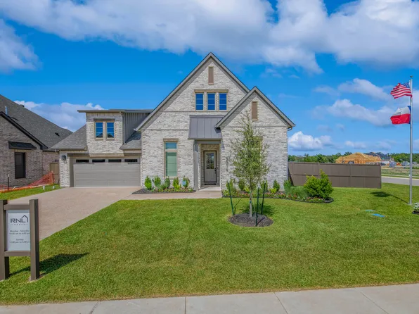 The Eleanor Plan, Oakmont