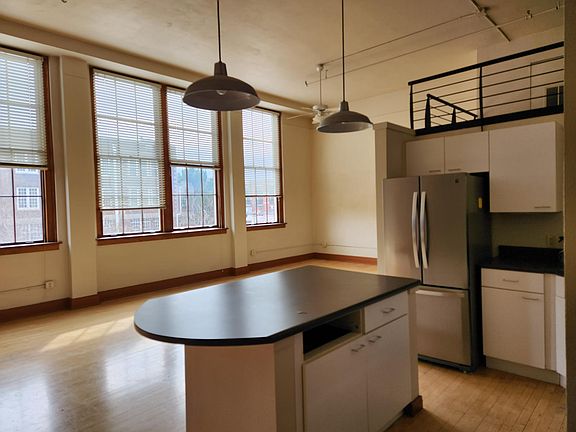 4th image of 100 Broadway Blvd APT 205