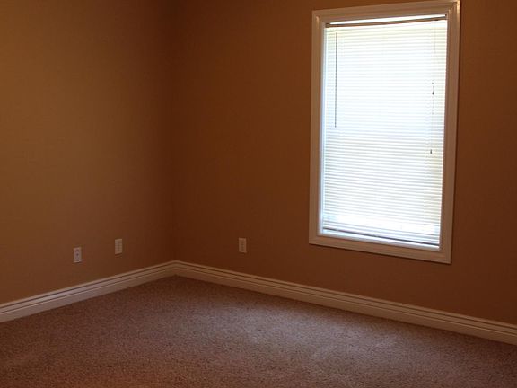5th image of 660 Norris Ln #660