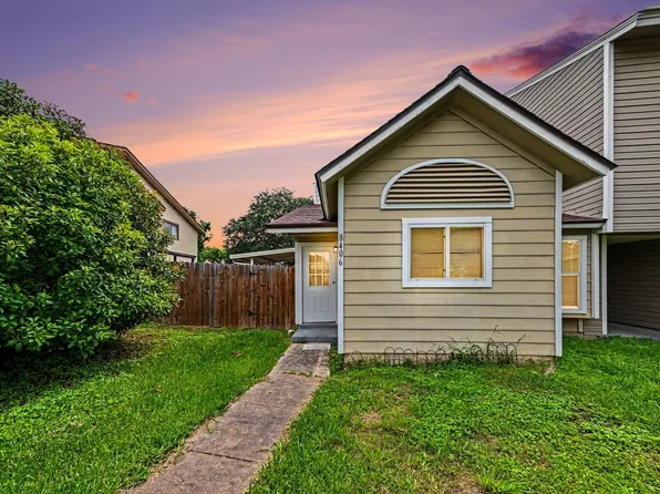 8406 Forest Ridge Dr, San Antonio, TX 78239