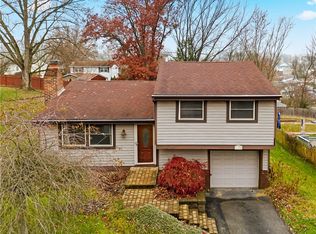 1425 Swede Hill Rd, Greensburg, PA 15601