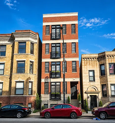 2952 N Halsted St #1 Photo 1