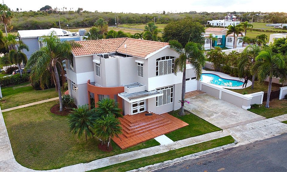 Corner House lot with Gazebo