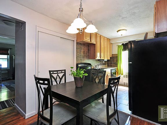 3rd image of 6291 Broadway #8