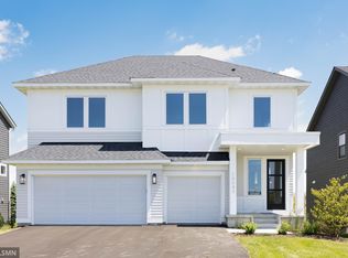 10040 Harvest Trl, Victoria, MN 55386