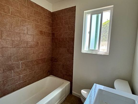 5th image of 10231 England Ave APT 2