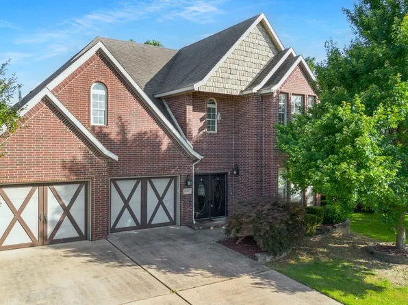 6502 W Hearth Stone Dr, Rogers, AR 72758
