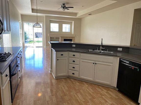 5th image of 1549 Cherry Blossom Ln