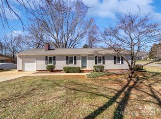 700 Hickory Ct, Gastonia, NC 28056