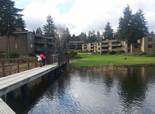 17406 NE 40th Pl, Redmond, WA 98052