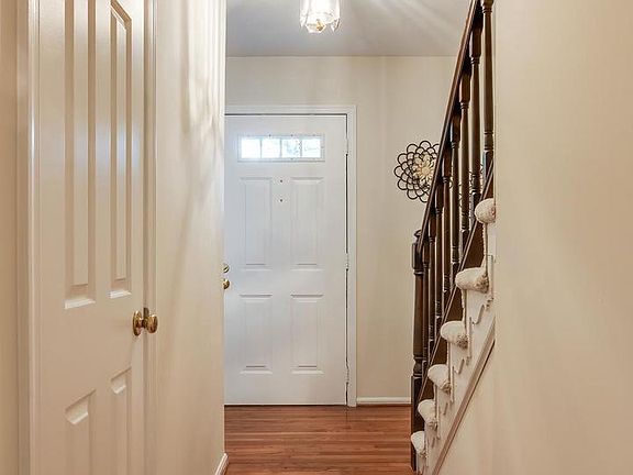 3rd image of 13509 King Charles Dr #5A
