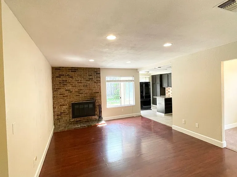 700 Los Lunas Way — Photo 5
