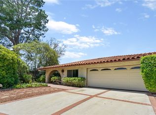 21869 Woodland Crest Dr, Woodland Hills, CA 91364