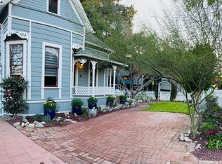 324 S Euclid Ave #A, Pasadena, CA 91101