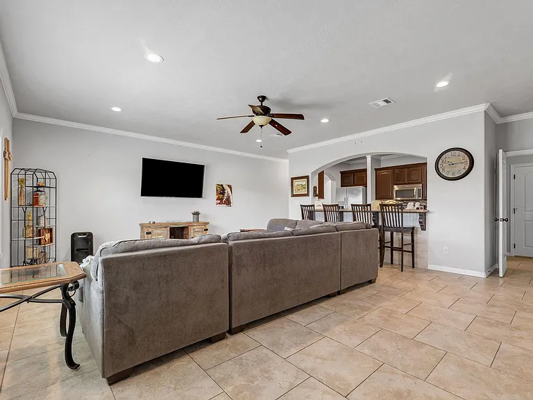 1430 Crescent Ridge Dr — Photo 11