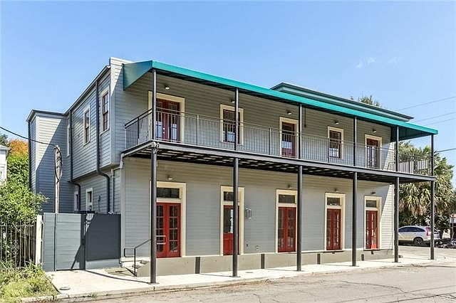 1st image of 3031 Saint Thomas St