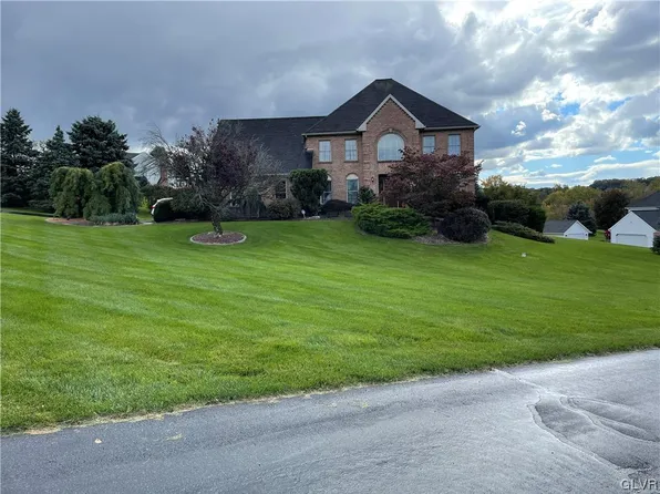 3510 Cherry Cir N, Schnecksville, PA 18078