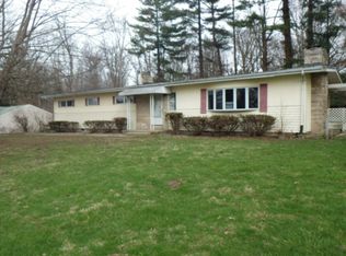28 Circle Dr, Richmond, IN 47374