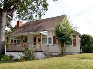 218 Church St, Marion, NC 28752