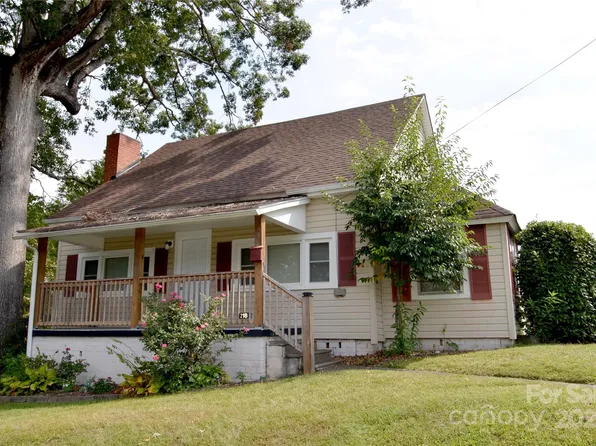 218 Church St, Marion, NC 28752