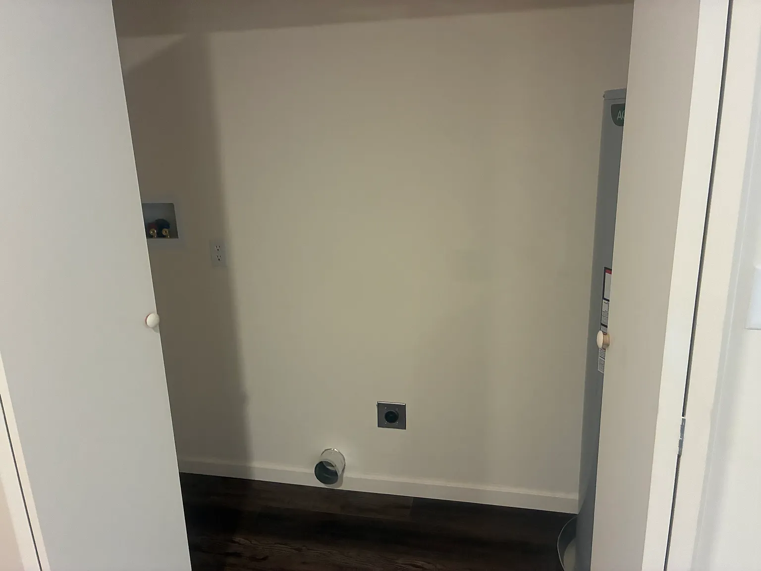 3 bed, 1100 sqft, $1,200 — Photo 4