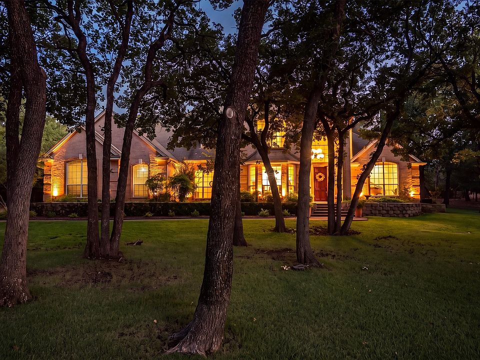 1st image of 7409 Stallion Cir