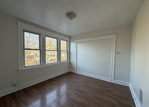 57 Maltby St Photo 1