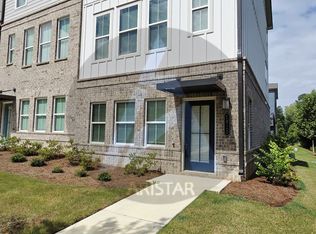 1016 Taylor Ct, Acworth, GA 30102
