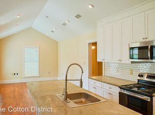 411 McKee St, Starkville, MS 39759