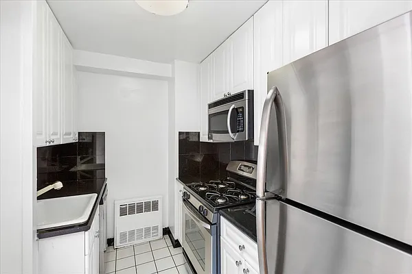 Rented by GoodRock Realty | media 33