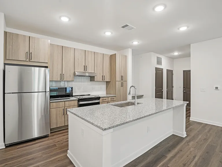 The Pullman Luxury Apartments — Photo 89