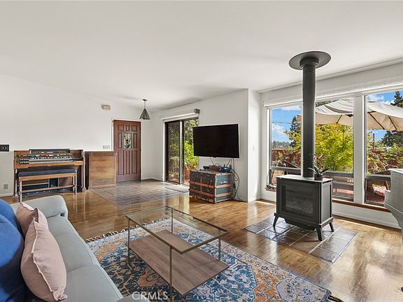 5th image of 13591 S Park Dr