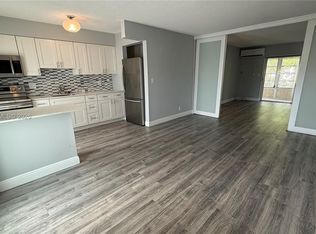 2115 NE 42nd Ct APT 206N, Lighthouse Pt, FL 33064
