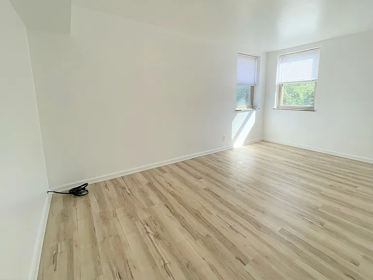 5710 Phillips Ave #A16 — Photo 39