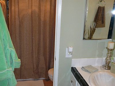 5th image of 1939 Argyle Ave APT 31