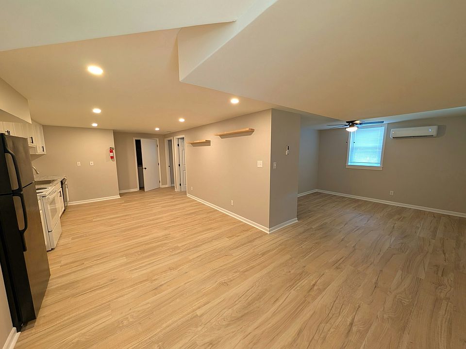 Kitchen, Family Room and Eating Area