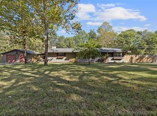 31419 E 718th Rd, Wagoner, OK 74467