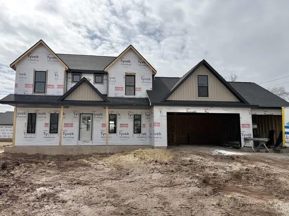 409 Jerelyn Ct, Combined Locks, WI 54113