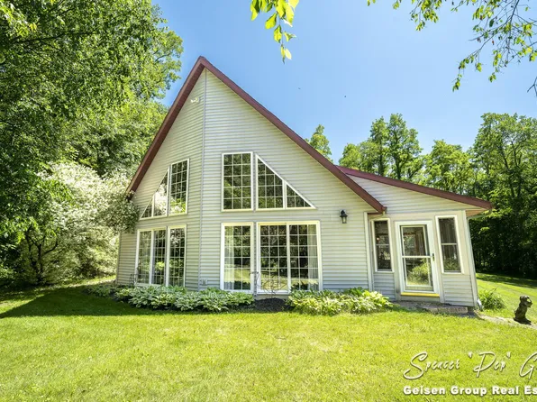 13495 Twelve Mile Rd NE, Greenville, MI 48838