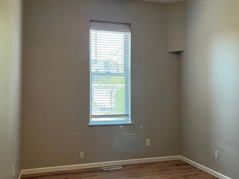 2405 Menard St #1 — Photo 8