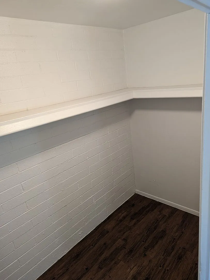 Villa Del Rey Apartment Homes — Photo 1