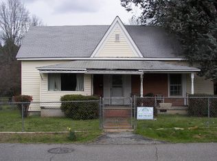 418 Railroad Ave, Mc Cormick, SC 29835